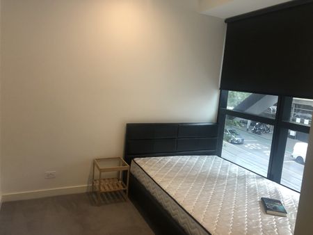 Convienent is the key - Partly Furnished - Photo 3