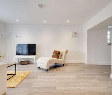 Tudor Court, Ferringham Lane, Ferring, Worthing, BN12 - Photo 6