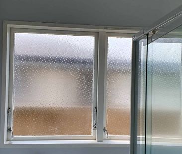 7 Betley Crescent - Photo 1