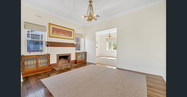 Style & Grace - Photo 1