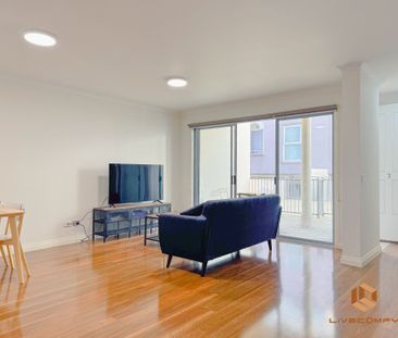 West Melbourne - Photo 4