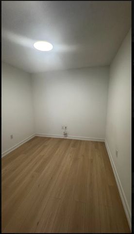 For Lease - 4K Spadina Avenue Unit# 527, Toronto, Ontario - Photo 3