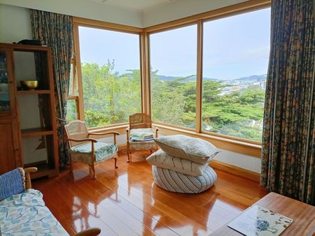 121 Barnard Street, Wadestown - Photo 2