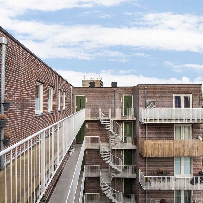 Te huur: Appartement V.O.C.-plein in Rotterdam - Photo 1