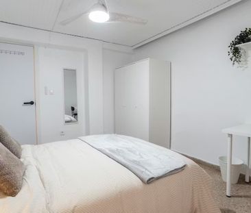 Carrer de José Iturbi, Xirivella, Valencian Community 46950 - Photo 4