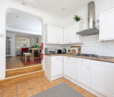 Room in a Shared House, Frederick Street, BN1 - Photo 5