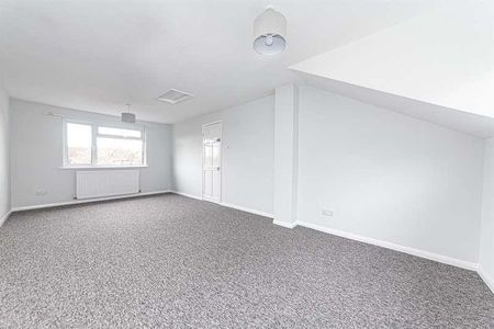 Brook Close, Wokingham, RG41 - Photo 4