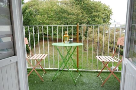 Location Appartement 5 pièces 79m² CHOLET 49300 - Photo 5