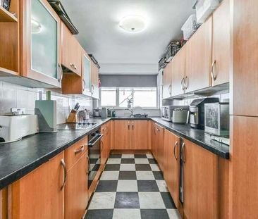 Thicket Road, Sutton, SM1 - Photo 2