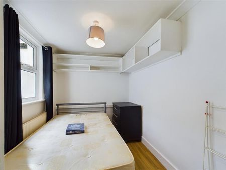 5 bedroom terraced house to rent - Photo 5