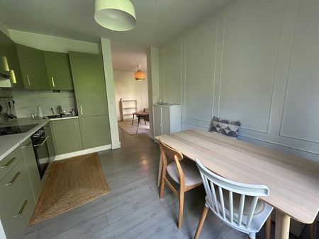 Apartment - Photo 2