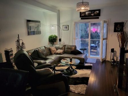 For Lease - 4298 Ingram Common N/A, Burlington, Ontario - Photo 2