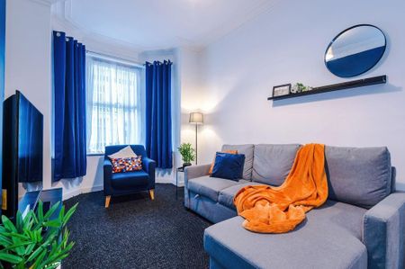 3 bedroom terraced house to rent - Photo 3