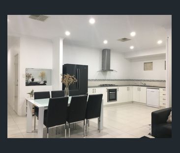 31 Kilkenny Loop, Brookdale WA 6112 - House For Rent - $650 | Domain - Photo 2