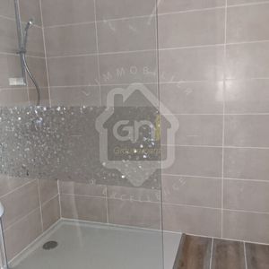 Arles, T2 au 1er étage de 50m², - Photo 3