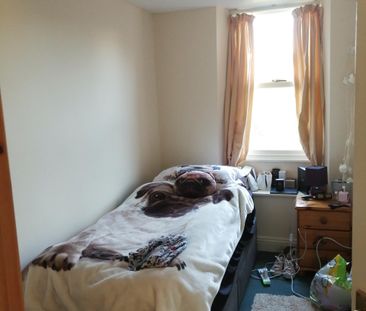 Castle Street - Photo 2