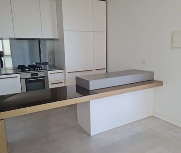 Spacious 2 bedroom apartment with amazing sunset views - Photo 6