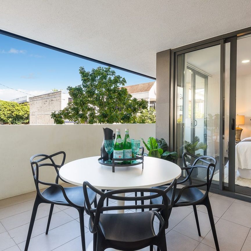 4/42 Sanders St, Upper Mount Gravatt QLD 4122 - House For Rent | Domain - Photo 1