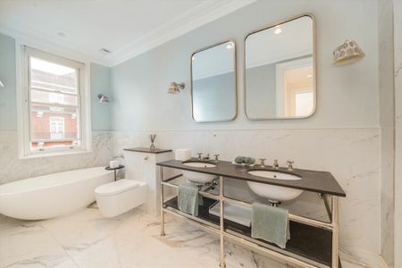 Warwick Road, SW5, London - Photo 5