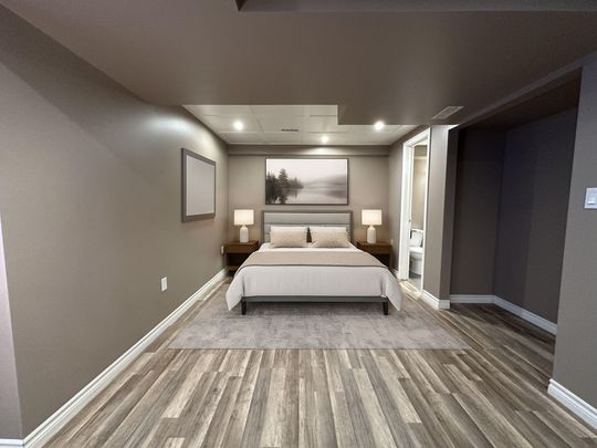 For Lease - 41 Bellagio Avenue, Hamilton, Ontario - Photo 1