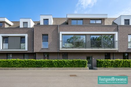 Gelijkvloersappartement met tuin en garage - Foto 2