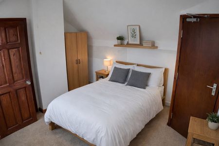Room in a Shared House, New Bedford Road, LU3 - Photo 4
