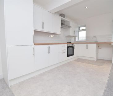 Bank Street, Ossett - Photo 1