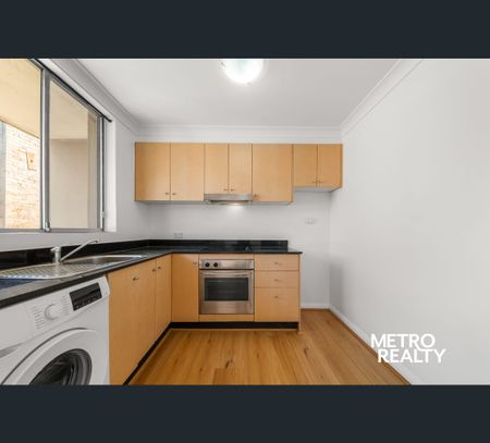 37/628 Crown Street, Surry Hills, NSW 2010 - Photo 3