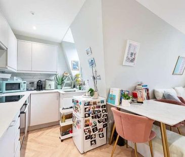 Kingston Road, Raynes Park, London, SW20 - Photo 6