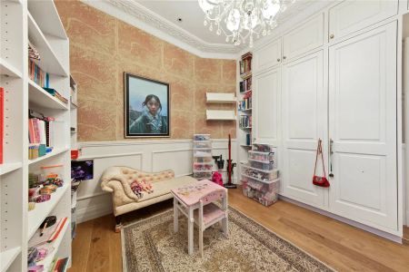 5 bedroom flat in Marylebone Road - Photo 4