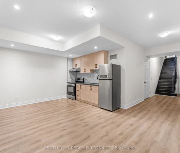 49 Christine Elliott Avenue #Basement apartment - Photo 3