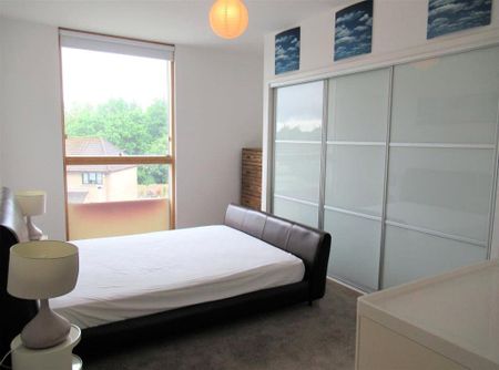 2 bedroom flat to rent - Photo 5