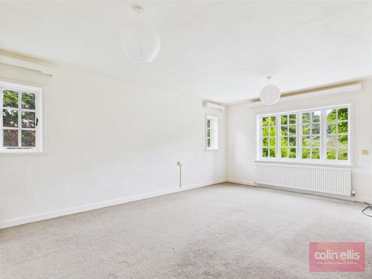 South Avenue, Scalby, Scarborough - Photo 1