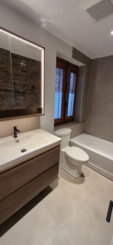 Studio TOUT INCLUS : Internet Illimité, TV, Lit, Électros! PRÊT-À-VIVRE! - Photo 5