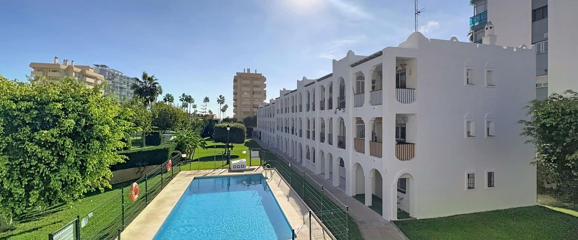 Apartment - Benalmádena (Benalmádena Costa) - Photo 1