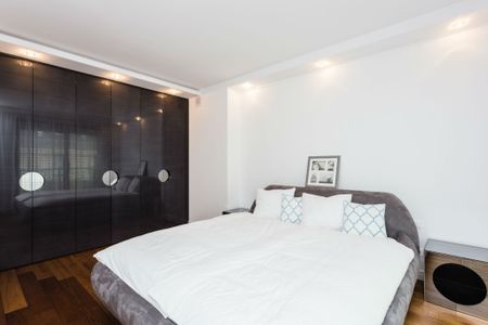 Dom dla rodziny 280m2, 6 pokoi, Bielawa - Photo 5