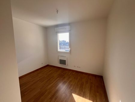 Appartement 4 pièces 86.35 m2 à Rouen 76000 - Photo 2