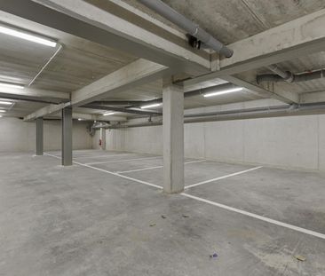 Penthouse met 1slpk en riant terras en ond. berging - Photo 5