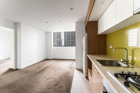 2701/5 Sutherland Street, Melbourne - Photo 4