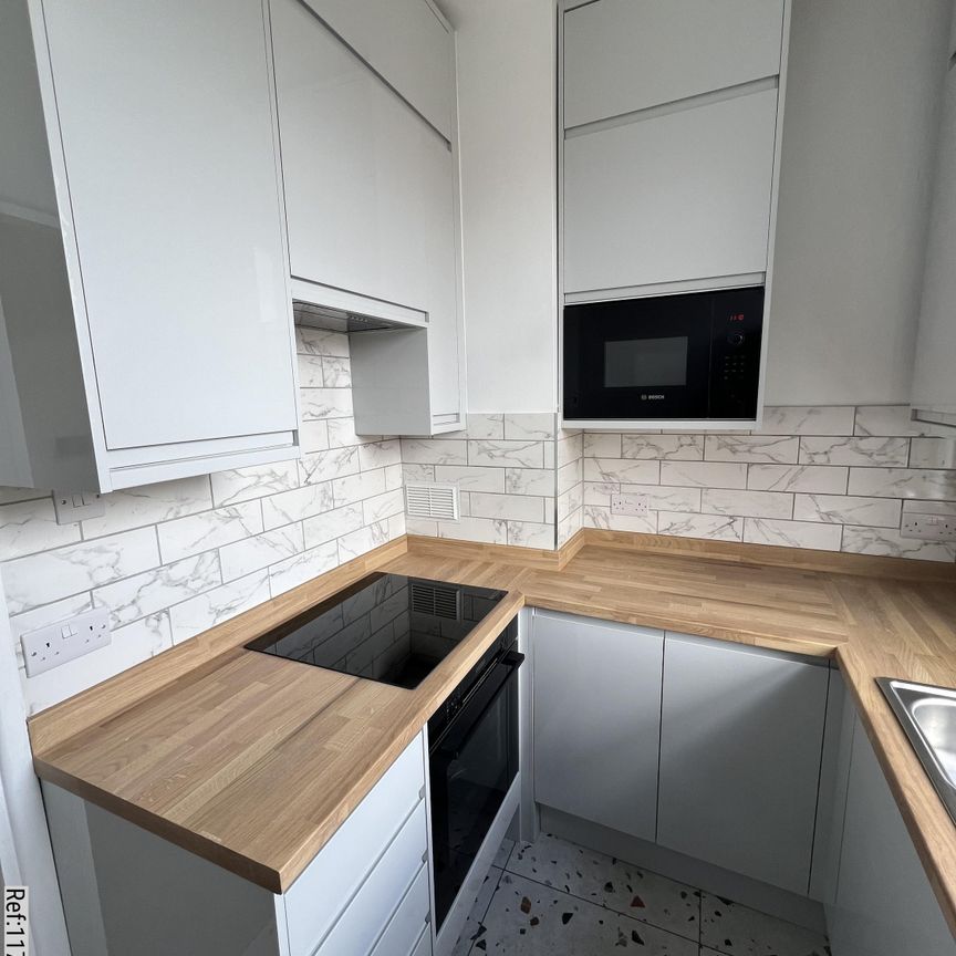 2 bed Maisonette in Kent House Road , London, SE26 5LB - Photo 1