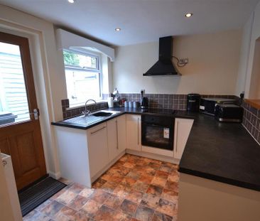 2 bedroom cottage to rent - Photo 3