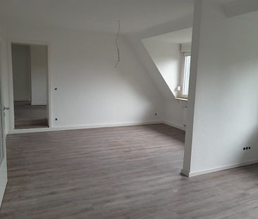 Sanierte 3,5 ZKDB Dachgeschosswohnung - Photo 5