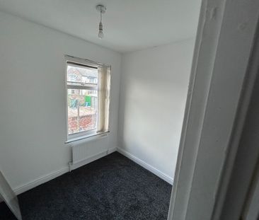 3 Bed Terraced House, Antonio St, L20 - Photo 2