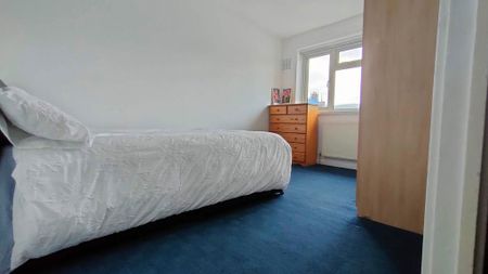 2 bedroom house share to rent - Photo 3