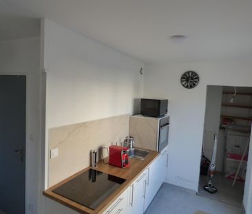 Location / Studio meublé - Photo 4