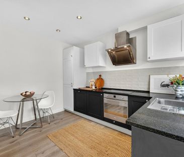 3 bedroom maisonette to rent - Photo 4