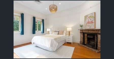 Charming Federation-Style Family Home in a great Location - Photo 4