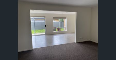 Spacious, Comfortable, Family-Friendly Living - Photo 3