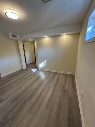 For Lease - 356 Sandford Street, Newmarket, Ontario - Photo 1