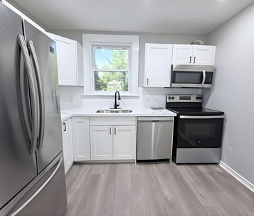 $2,350 / 3 br / 1 ba / 20 west 4th st #upper - Photo 1